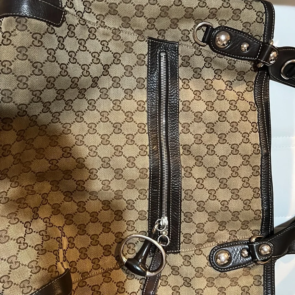AUTHENTIC! Very good condition Gucci tote - Picture 3 of 11
